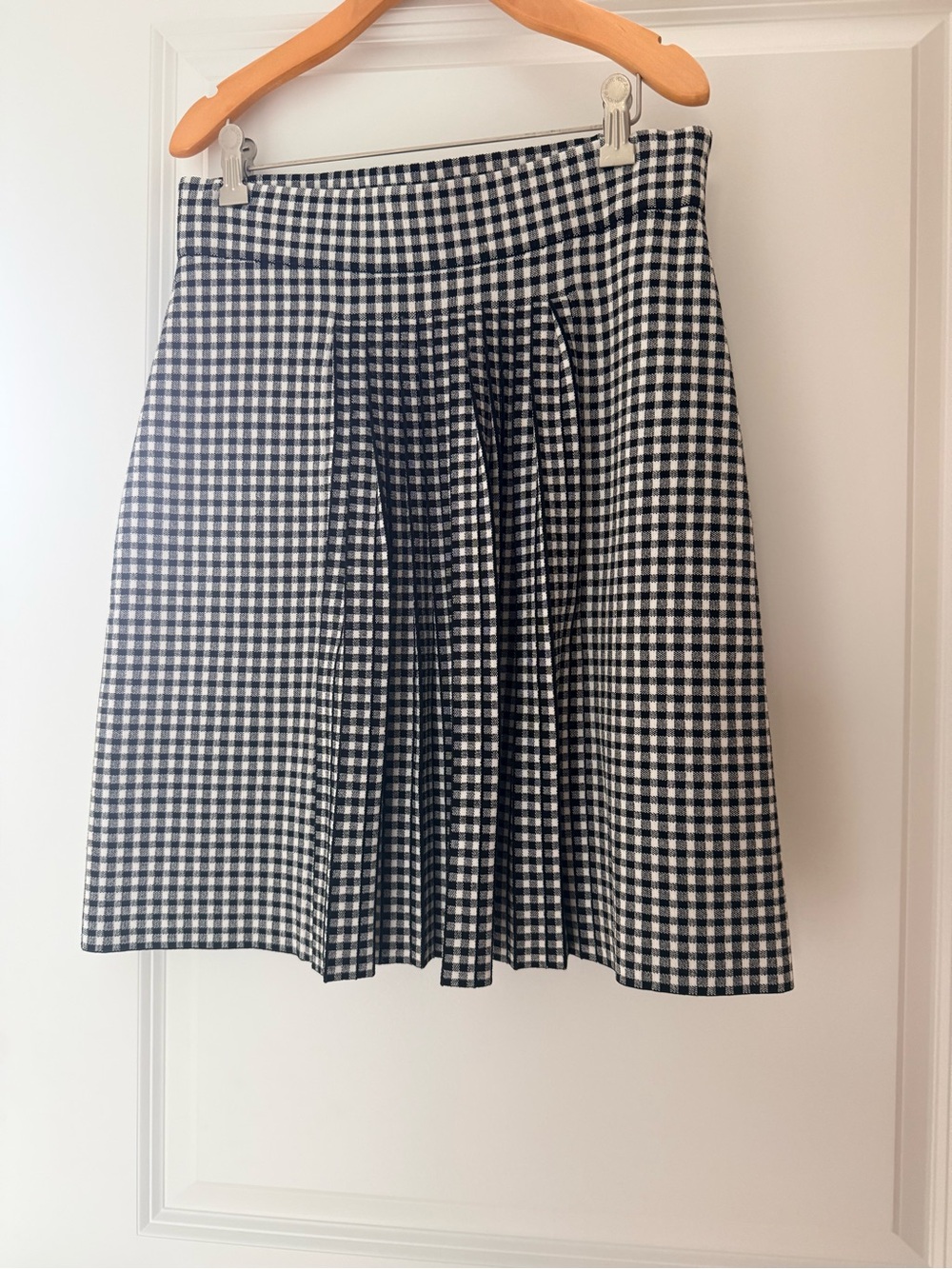 Akris Punto Black & White Gingham Pleated Skirt